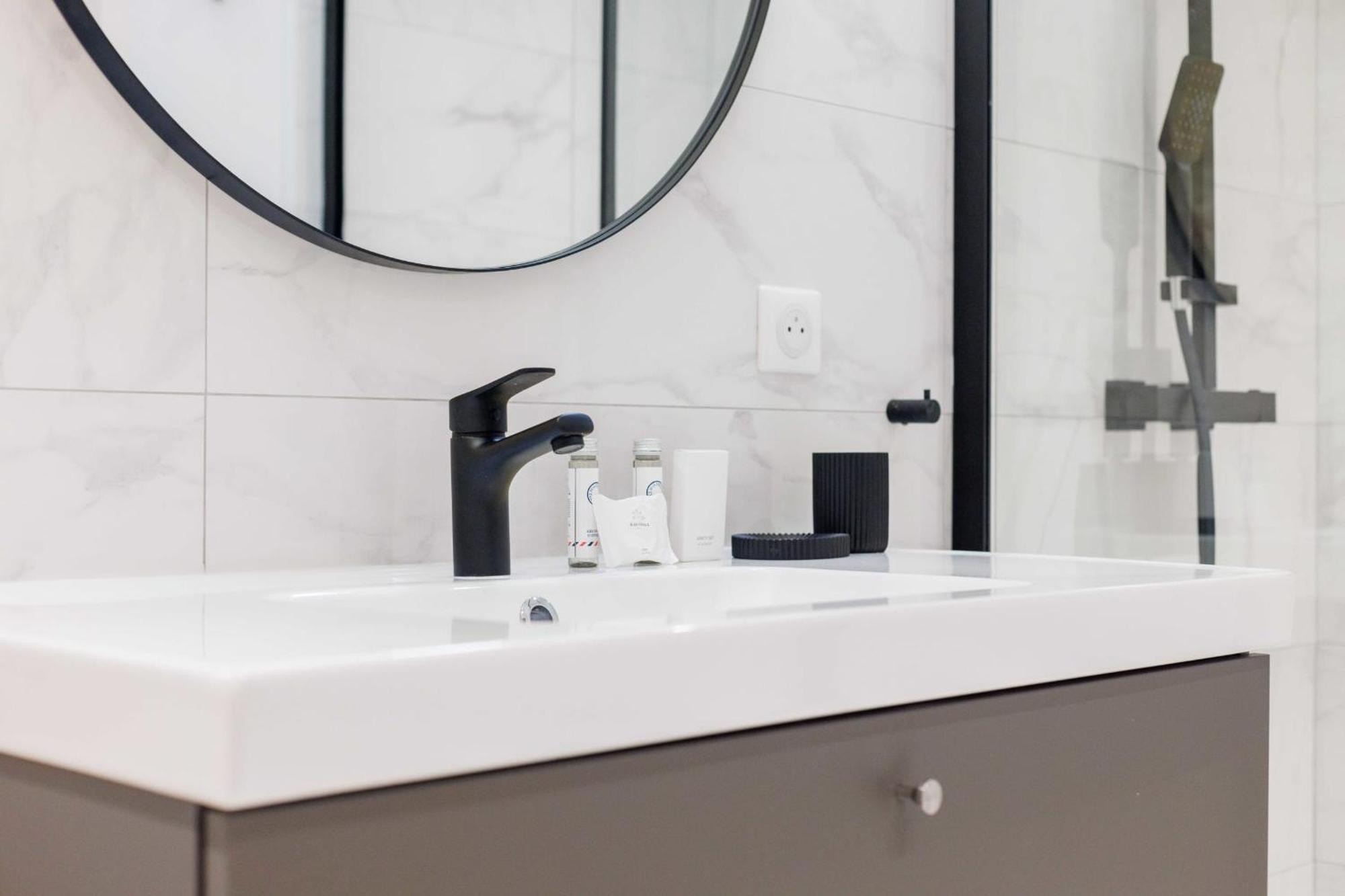 Exceptionnel Duplex A Proximite De Montmartre!